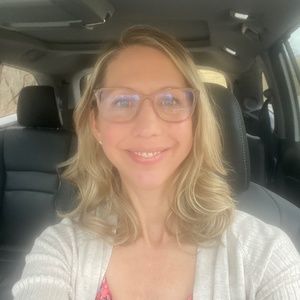 Meet your Posher, Tiffany